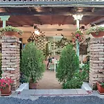 Giafka. Rustic Traditional House